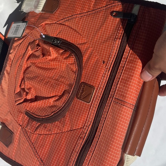 RBX orange and tan new with tags over the shoulder messenger bag laptop bag - Picture 4 of 5